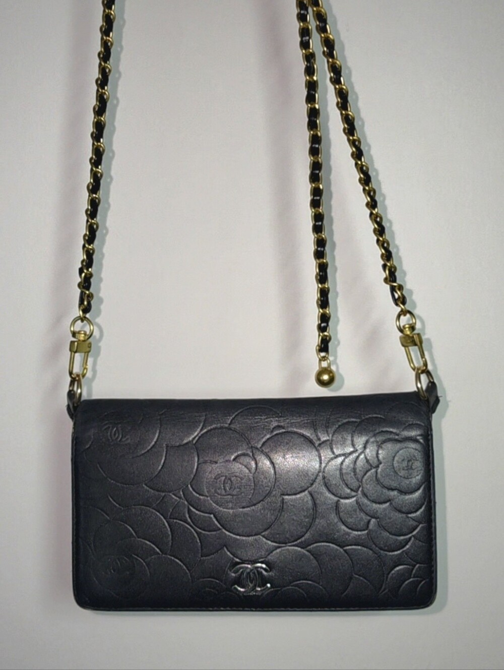 Authentic CHANEL Black Leather Wallet/Clutch - Picture 12 of 17